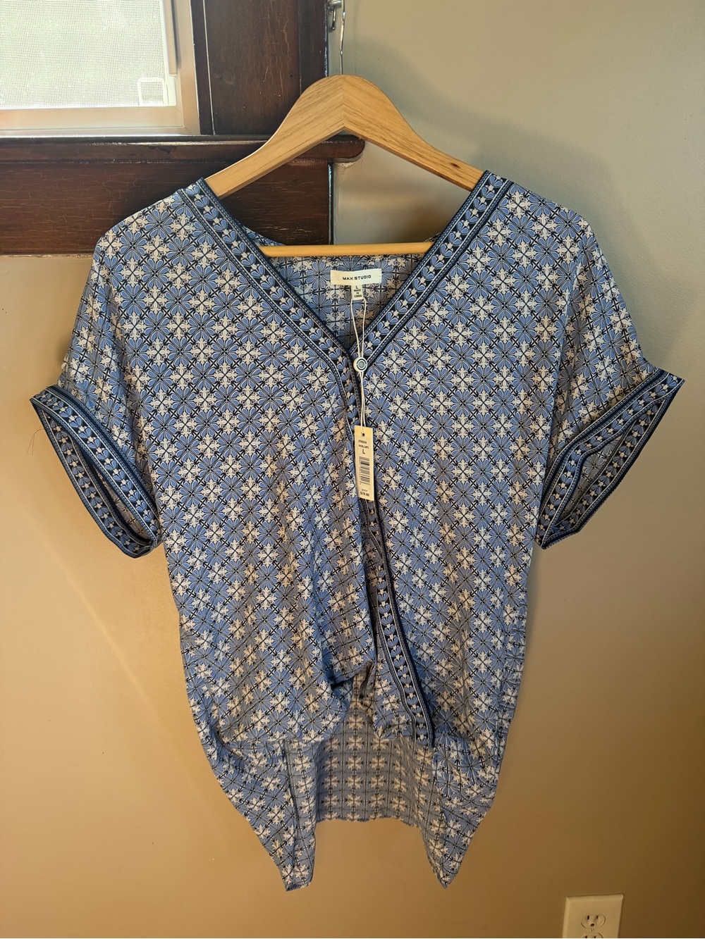 Max Studio Blue Printed Short-Sleeve High Low Blouse